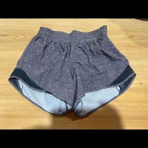 Lululemon Hotty Hot Low-Rise Lined Short